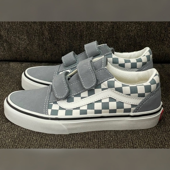 Vans Kids Old Skool V Shoes Gray & White Color Size-2.0 - Picture 2 of 13